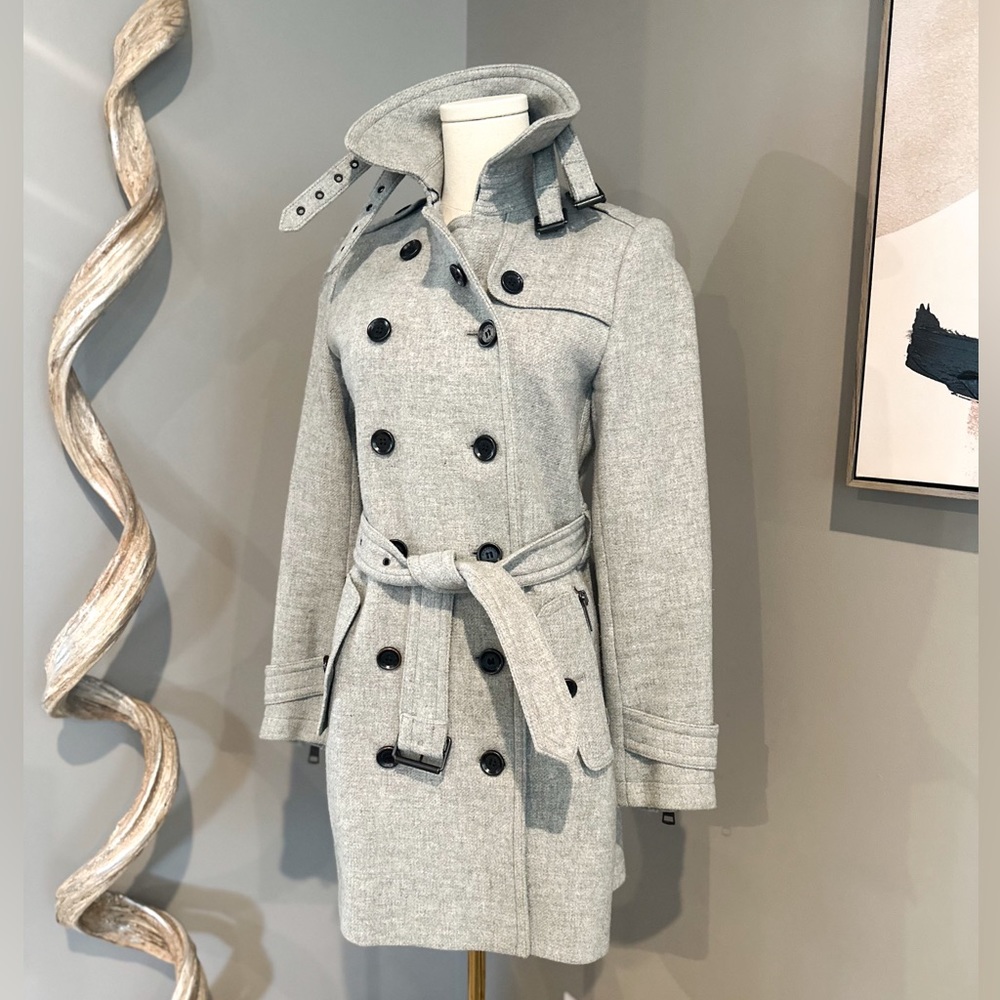 SOLD Burberry Kensington Gray Wool Double Breast Trench Coat Sz 4